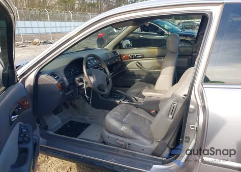 1997 Acura Cl 3.0 из США, поврежденный, VIN 19UYA2258VL005684